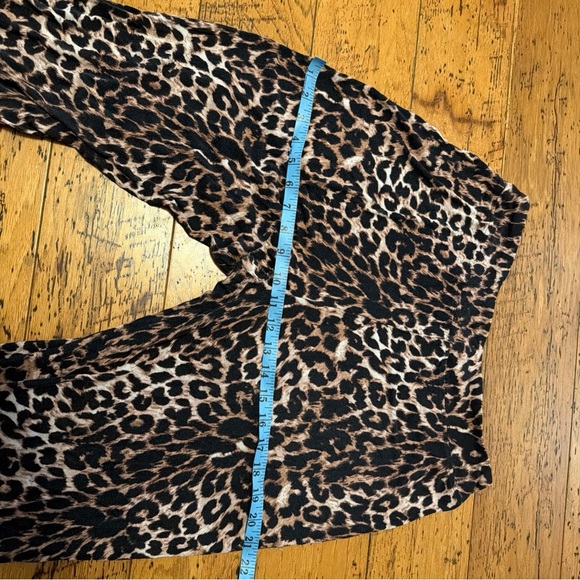Soma Wild Leopard Print Leggings - Picture 7 of 7